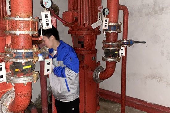 �k���������z�y